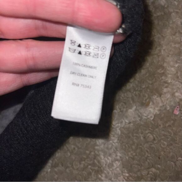 London Kaye size M cashmere - Picture 3 of 6